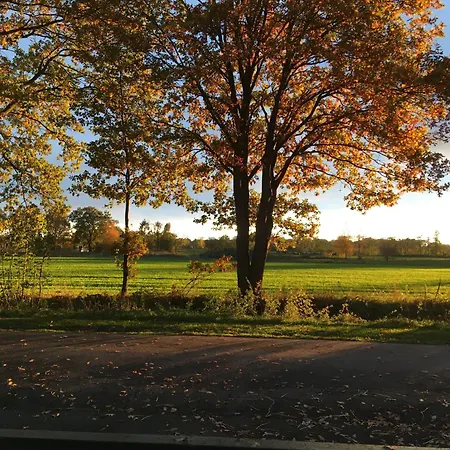 Harmonie Tiny House بيت للعطل اويتين